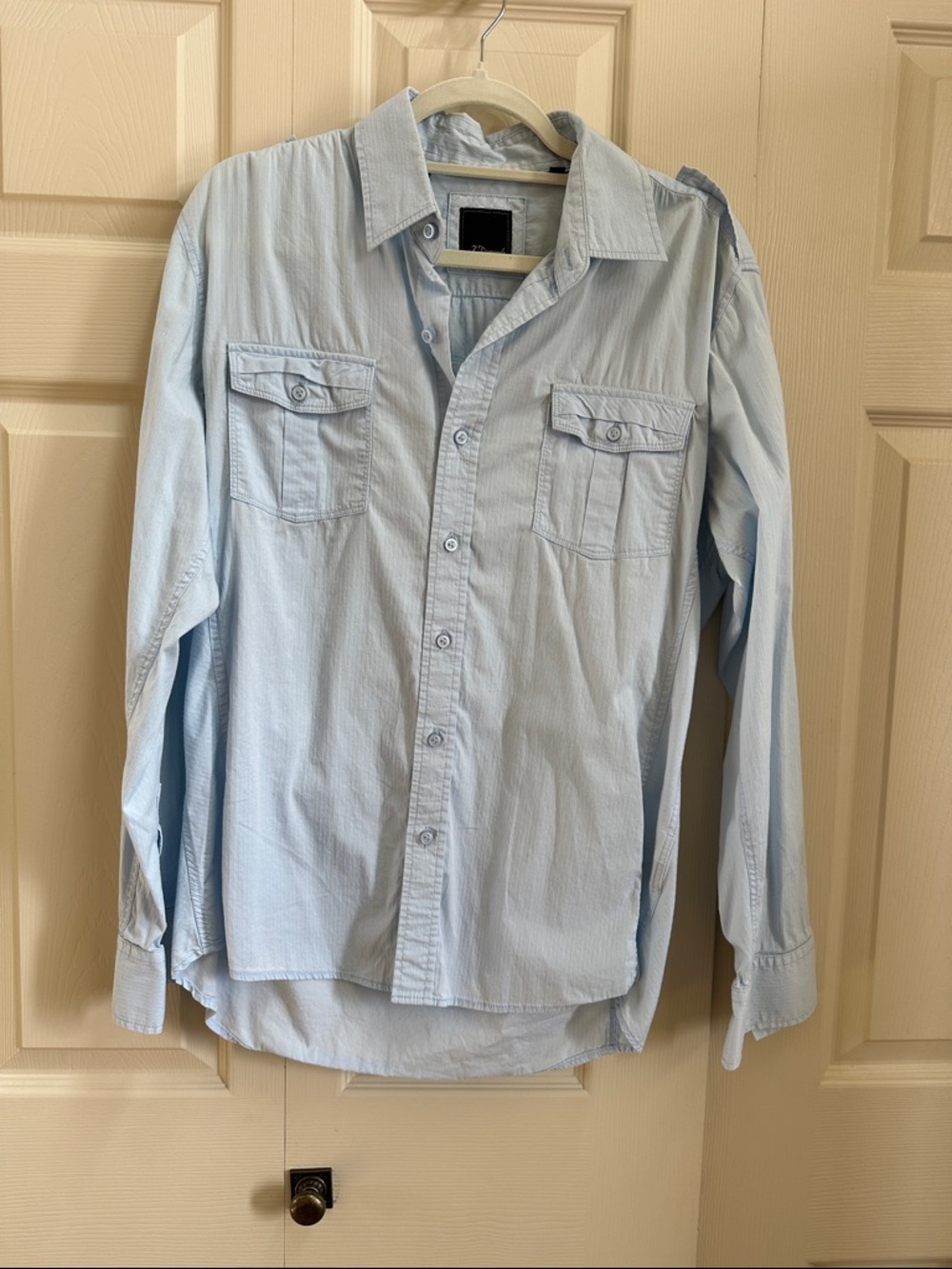 7 Diamonds Light Blue Men's Casual Button-Down Shirt
